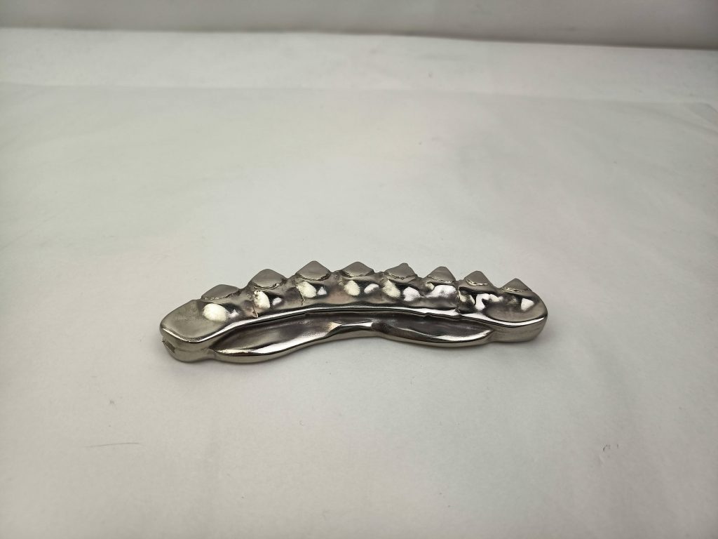 Pièce métallisée par galvanoplastie, finition chrome, Gryp Innov Bordeaux